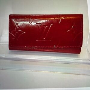 Louis Vuitton Red Monogram Vernis Key Holder EUC LIKE NEW